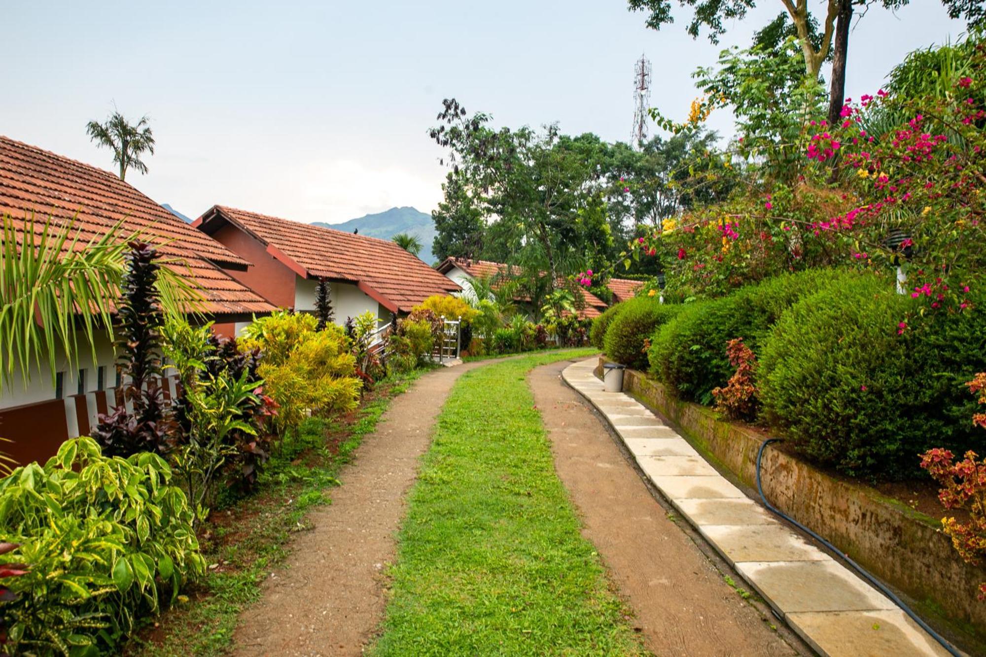 Pranavam Resort & Spa Tariyod エクステリア 写真